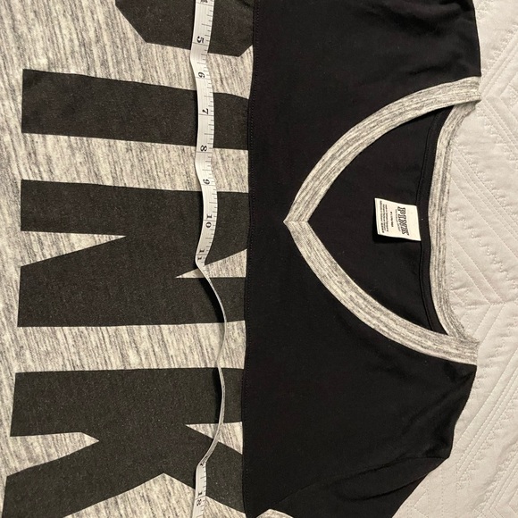 Victoria's Secret Black and Gray V-Neck Tee - Picture 6 of 7